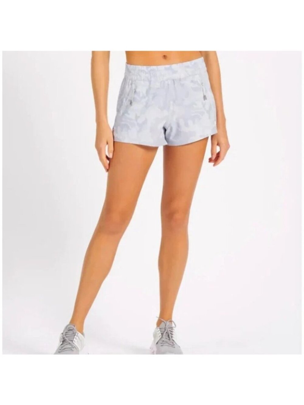 Vuori Dash Light Camo Print Athletic Shorts Gray S EUC